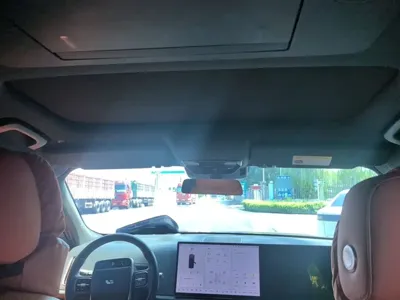 Li Auto Li L8