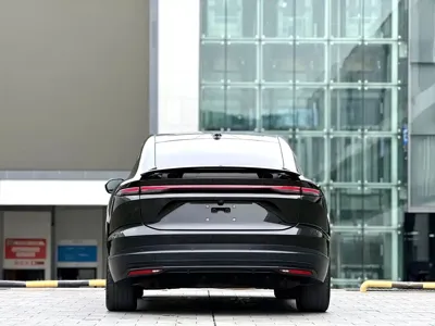 Nio EC6