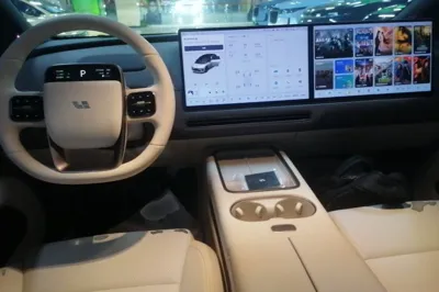 Li Auto Li Auto i6