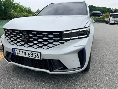 Renault-KoreaSamsung Grand Koleos