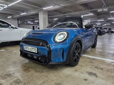 MINI Cooper Convertible