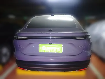 Nio EC6