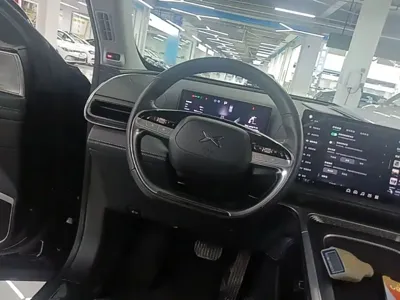 Xpeng G9