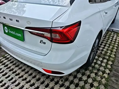 Roewe i5