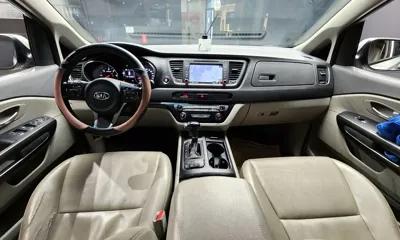Kia Canival