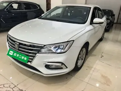 Roewe i5
