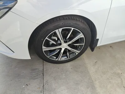Geely Auto Emgrand