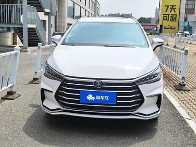 BYD MAX