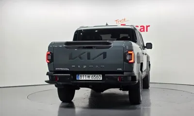 Kia Tasman