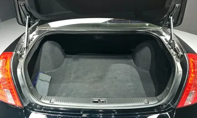 Kia Opirus