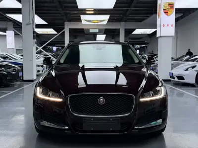 Jaguar XFL