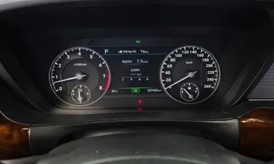 Genesis EQ900