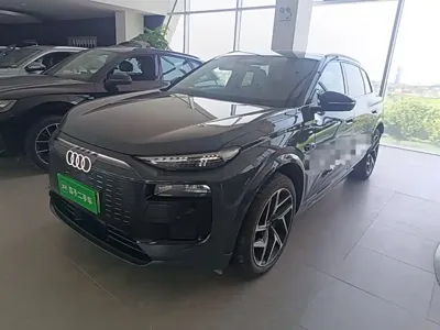 Audi 奥迪Q6L e-tron