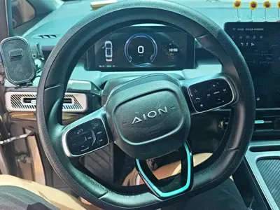 AION AION Y