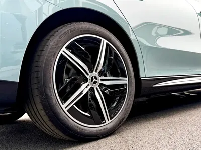 Mercedes-Benz 奔驰CLA新能源