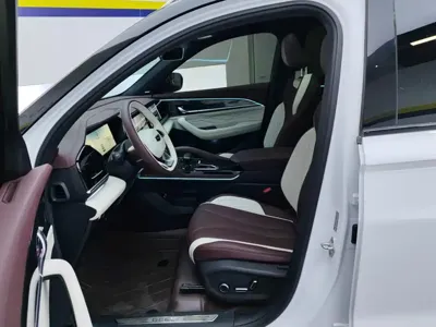 Geely Xingyue L