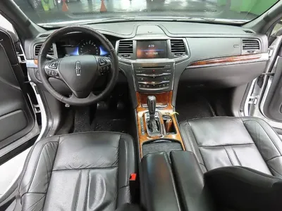 Lincoln MKS