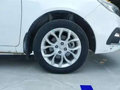 Geely Vision