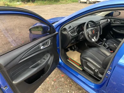 Roewe i5