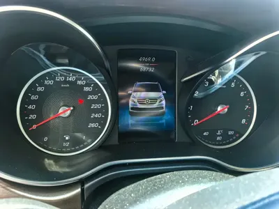 Mercedes-Benz V-Class