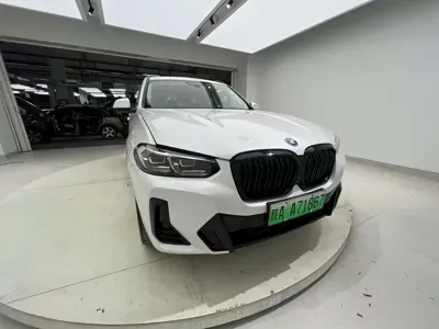 BMW iX3