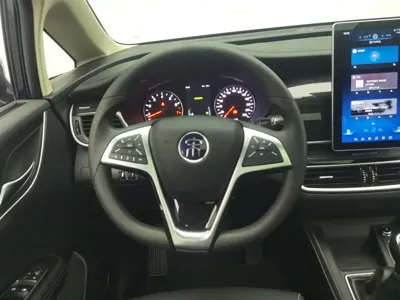 BYD MAX