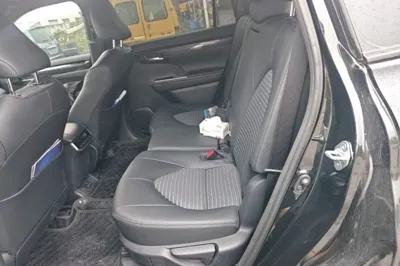Toyota Crown Kluger