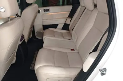 Li Auto L6