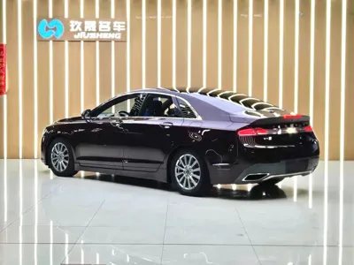 Lincoln MKZ