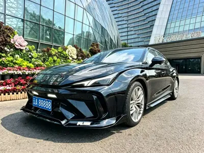 MG MG7