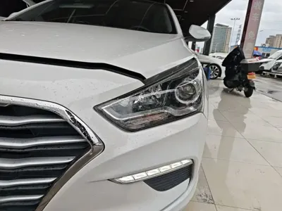 Hyundai Mistra