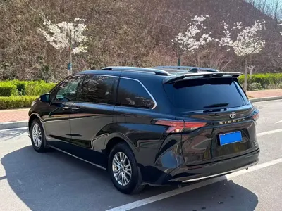 Toyota Sienna
