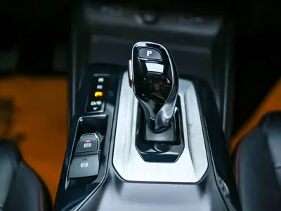 MG MG5