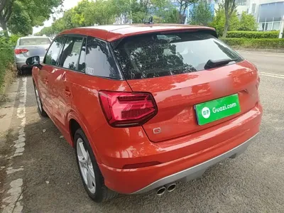 Audi Q2L