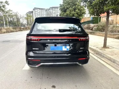 Geely Xingyue L