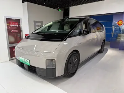Li Auto Li MEGA