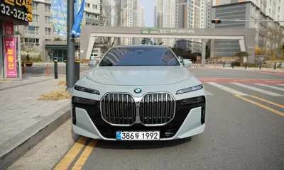 BMW 7-Series