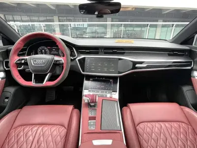 Audi A7L