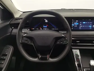 Roewe i5
