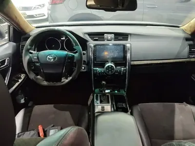 Toyota Reiz