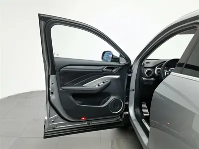WEY Wey VV6