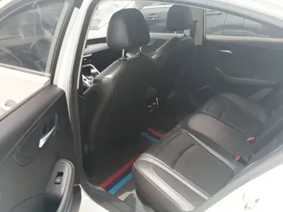 Roewe i5