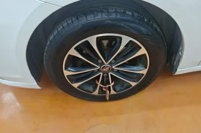 Roewe i6