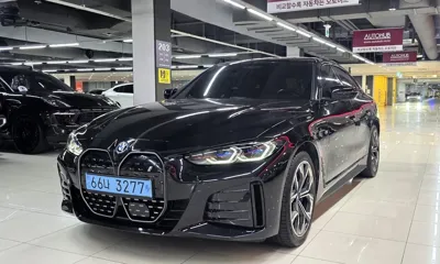 BMW i4