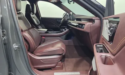 Lincoln Aviator