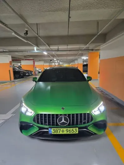 Mercedes-Benz AMG GT