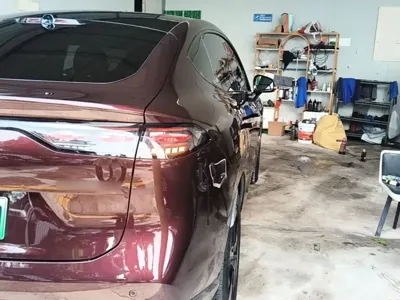 Hyper HT