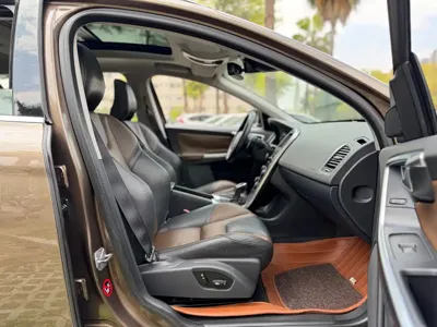 Volvo XC60 (Import)