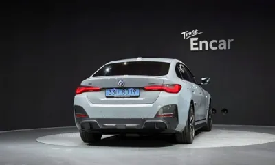 BMW i4