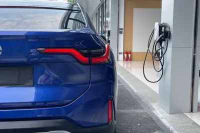 Nio EC6
